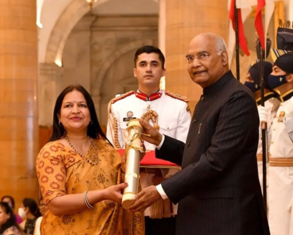 How Pooja Sharma Turned an Old Haveli Into a Women’s SHG Revolution